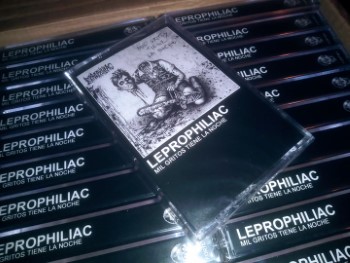 LEPROPHILIAC - Mil Gritos Tiene La Noche